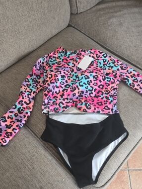 Girls' Long Sleeve Leopard Print Rash Guard One-Piece Swim Set - Pink Multi